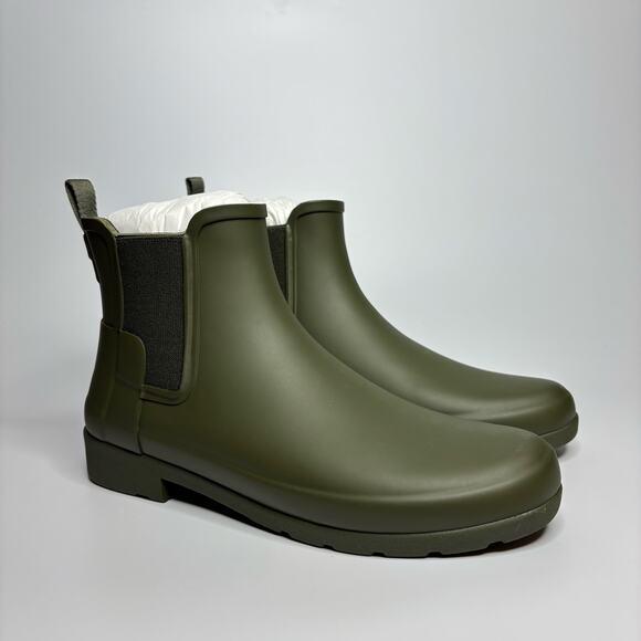 Hunter Original Refined Waterproof Chelsea Rain Boots in Ismarken Olive - Picture 7 of 11